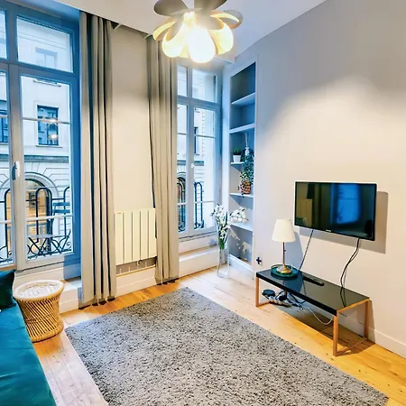 Apartment 3p En Plein Centre De Louvre *